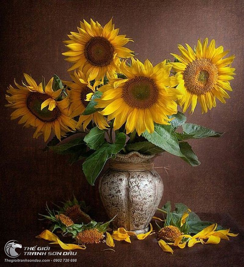 Hoa Hướng Dương: Hãy chiêm ngưỡng bức tranh vẽ Hoa Hướng Dương tươi tắn trong ánh nắng mặt trời. Màu vàng sáng của hoa đại diện cho tình yêu và sự kiên trì, mang lại năng lượng và tinh thần lạc quan cho người xem.