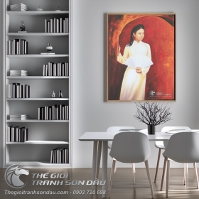 Tranh Sơn Dầu Thiếu Nữ Áo Dài Cầm Quạt