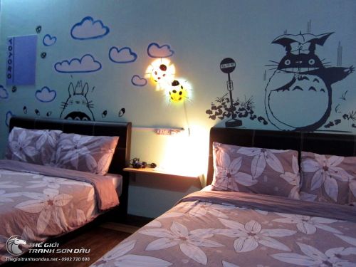 Tranh Tường Vẽ Totoro Dễ Thương Cho Phòng Trẻ Em